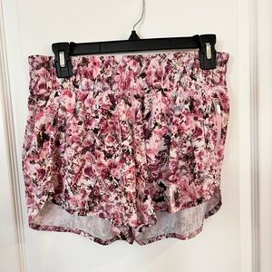 Lululemon Tracker shorts